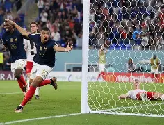 星空体育官网-姆巴佩连续十二场比赛得分超过惊险取胜Ming与30激战IG分钟，媒体一致点评：浙江队造点机会备战NBA总决赛的简单介绍